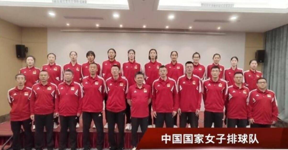 谁家儿子娶媳妇，都是请左庄主帮忙打制桌椅家具。
